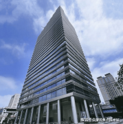 其“管家式办事”模式将企业客户划分为分歧办